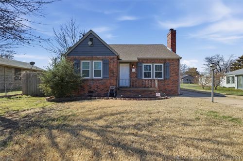 1236 College Ave, Tulsa, OK, 74104-4123 | Card Image