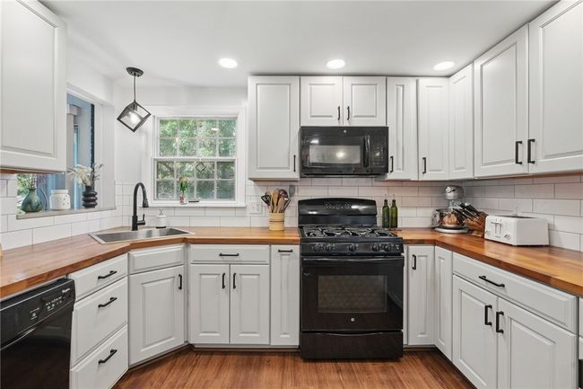 1102 Dagmar Ave, House other with 3 bedrooms, 2 bathrooms and 4 parking in Pittsburgh PA | Image 14