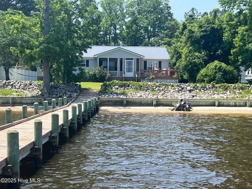 1683 Sparrow Bay Rd, Blounts Creek, NC, 27814-9238 | Card Image
