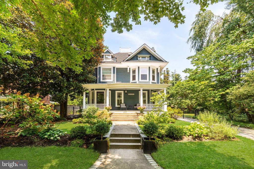 Drummond Ave, Chevy Chase, MD 20815