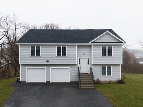 1 Lake Whittemore Dr, Spencer, MA, 01562-1806 | Card Image