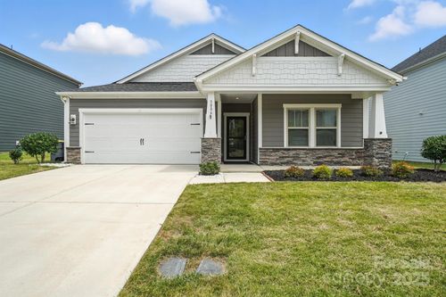 3886 Longmore Ln, Kannapolis, NC, 28081-7524 | Card Image