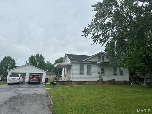 104 W Jasper St, Steeleville, IL, 62288-2001 | Card Image