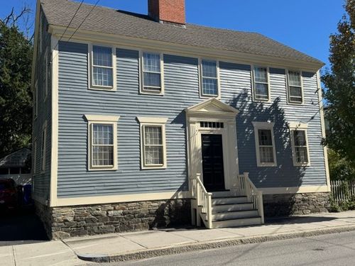 172 Water St, Warren, RI, 02885-3032 | Card Image
