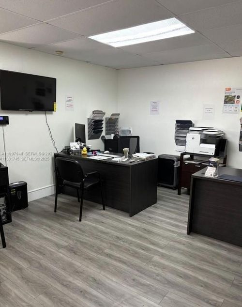 2026 Sw 1st St, Miami, FL, 33135-1680 | Card Image