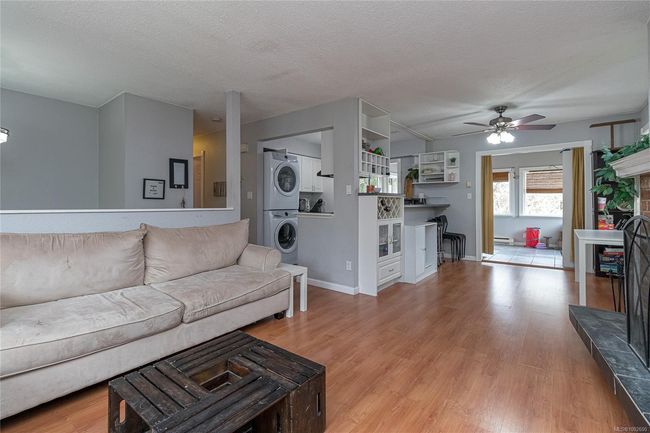 4070 Carey Rd, House other with 5 bedrooms, 3 bathrooms and 3 parking in Saanich BC | Image 7