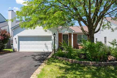 1559 Trabue Woods Blvd, Columbus, OH, 43228-9118 | Card Image