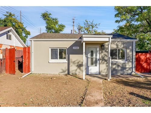 3984 N Cook St, Denver, CO, 80205-3714 | Card Image