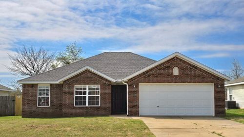 6405 Sw Meadow Well Ave, Bentonville, AR, 72713-8780 | Card Image