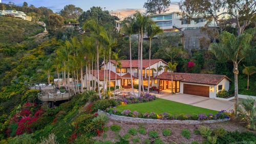 2065 Soledad Ave, La Jolla, CA, 92037-3904 | Card Image