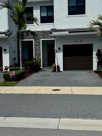 0 - 10871 Sw 232nd Ter, Townhouse with 3 bedrooms, 2 bathrooms and null parking in Homestead FL | Image 3