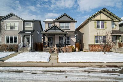 42 Silverado Plains Manor Sw, House other with 3 bedrooms, 2 bathrooms and 2 parking in Calgary AB | Image 3