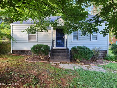 2408 Amber St, Knoxville, TN, 37917-4033 | Card Image