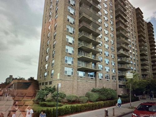 11l-41-40 Union Street, New York, NY, 11355 | Card Image