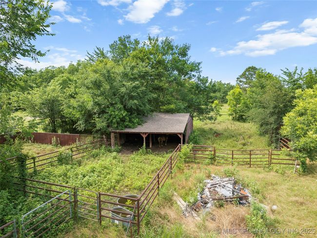 6721 Swayback Rd, House other with 3 bedrooms, 2 bathrooms and null parking in Sulphur OK | Image 35