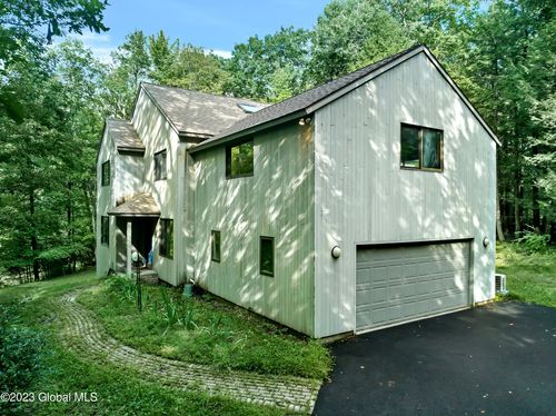 345 Millers Corners Road, Sand Lake, NY, 12061 | Card Image