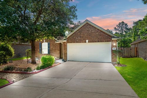 146 S Star Ridge Cir, The Woodlands, TX, 77382-1463 | Card Image
