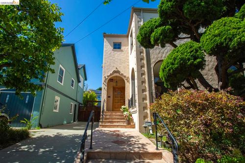 6406 Mystic St, Oakland, CA, 94618-1347 | Card Image