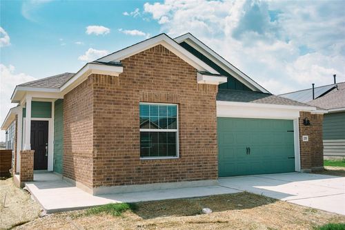 220 Barcelona, Kyle, TX, 78640-2761 | Card Image