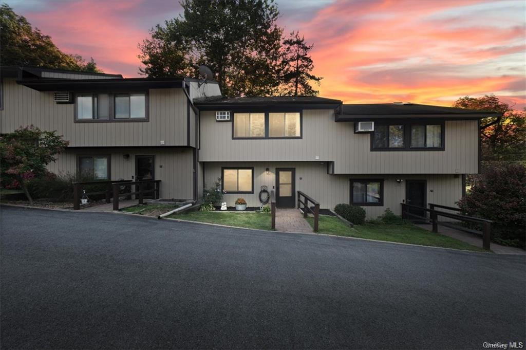 Chelsea Cv, Hopewell Junction, NY 12533