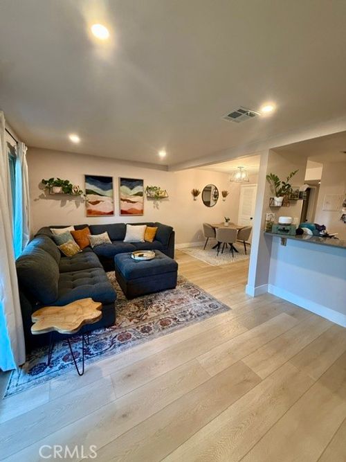 c-1912 Heywood St, Simi Valley, CA, 93065-3572 | Card Image