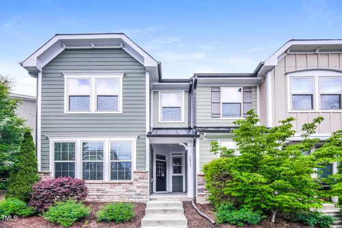1817 Shady Oaks Dr, Wendell, NC, 27591-9833 | Card Image