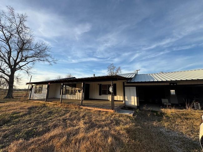 1916 Fm 82 W, House other with 4 bedrooms, 2 bathrooms and null parking in Kirbyville TX | Image 5
