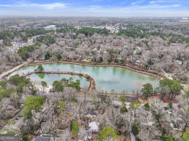 447 Hemlock Dr, House other with 3 bedrooms, 3 bathrooms and null parking in Pine Lake GA | Image 4