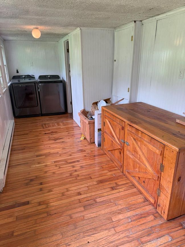 5043 Stones Chapel Rd, House other with 3 bedrooms, 3 bathrooms and 4 parking in Elk Creek VA | Image 7