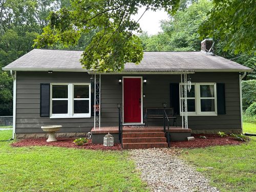 11665 Back Valley Rd, Soddy Daisy, TN, 37379-6816 | Card Image
