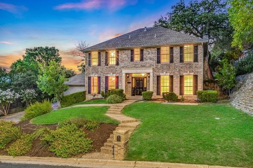 1915 Holly Hill Dr, Austin, TX, 78746-7648 | Card Image
