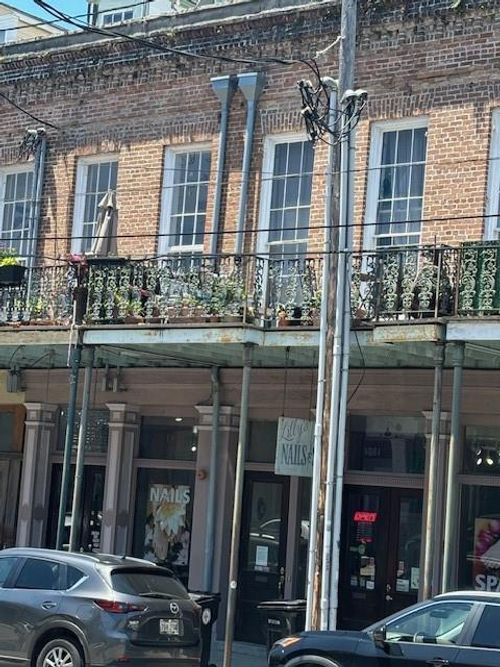 b-1821 Magazine St, New Orleans, LA, 70130-5013 | Card Image