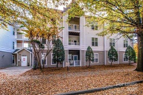 unit-2h-18710 Oakhurst Blvd, Cornelius, NC, 28031-8217 | Card Image