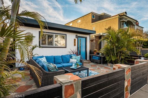 308 12th St, Huntington Beach, CA, 92648-4519 | Card Image
