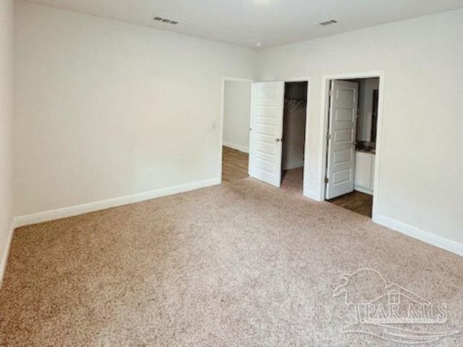 Front bedroom connected with jack/jill bath | Image 31