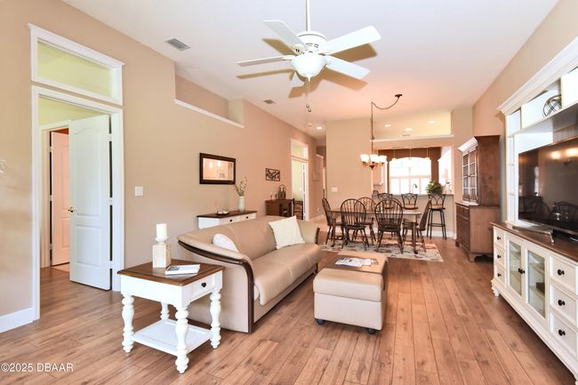 Family, dining room, kitchen, hall | Image 5