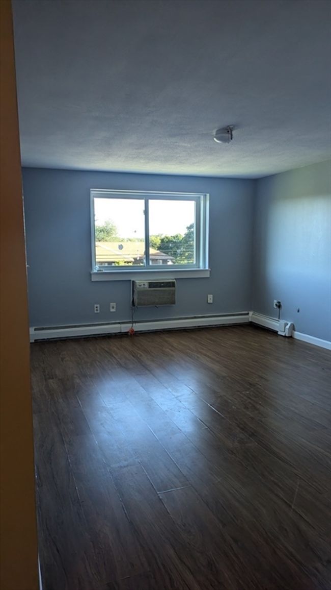 APT-5B - 215 Winter St, Condo with 1 bedrooms, 1 bathrooms and 1 parking in Weymouth MA | Image 16