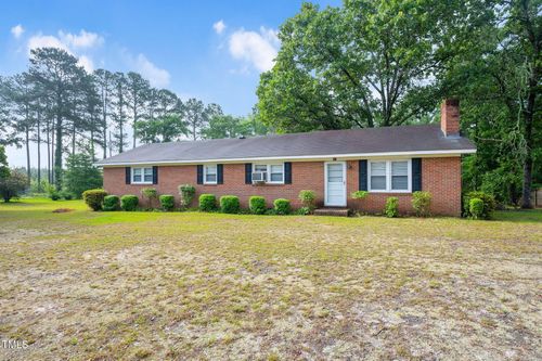 202 Hamilton Rd, Bunnlevel, NC, 28323-8784 | Card Image