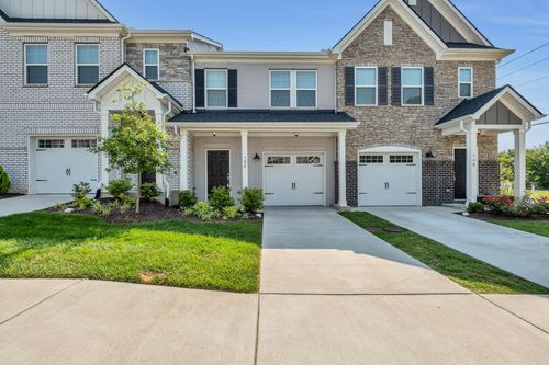 102 Brighton Ln, Lebanon, TN, 37090-2073 | Card Image