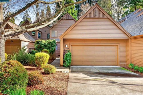 3360 Parker Hill Rd, Santa Rosa, CA, 95404-1743 | Card Image