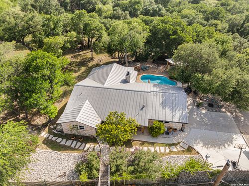 105 Jacob Dr, Boerne, TX, 78006-5717 | Card Image