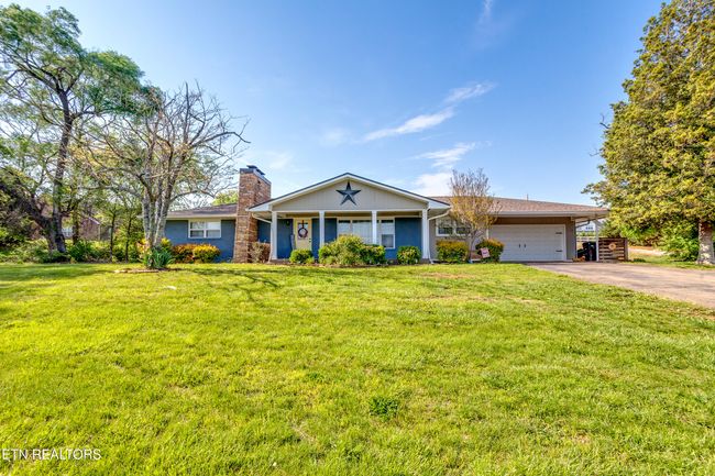8529 W Emory Rd, House other with 4 bedrooms, 2 bathrooms and null parking in Knoxville TN | Image 4