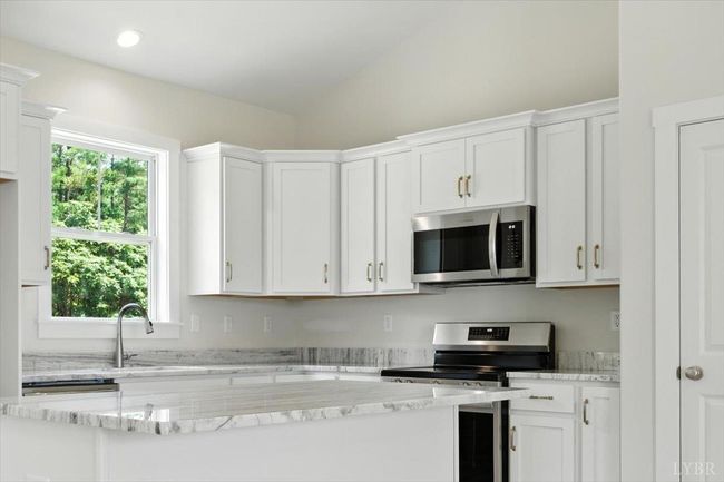 0 Bent Creek Rd, House other with 3 bedrooms, 2 bathrooms and null parking in Concord VA | Image 17