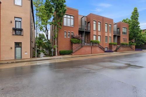 334 Van Buren St, Nashville, TN, 37208-2742 | Card Image