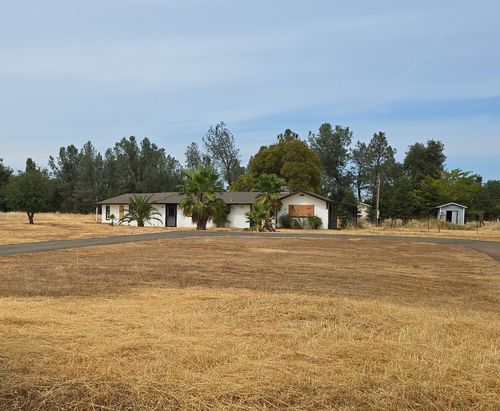 17908 Strawberry Ln, Anderson, CA, 96007-9522 | Card Image