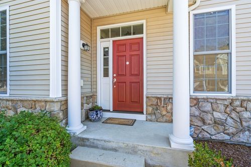 11-11 Pondside Ln, Bolton, MA, 01740-1281 | Card Image