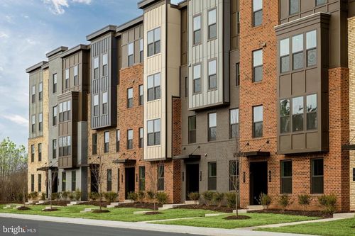 43791 Metro Ter, ASHBURN, VA, 20147-7054 | Card Image