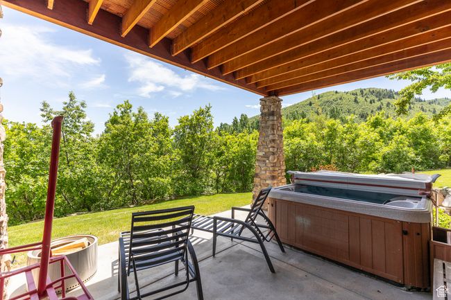 1085 Links Dr, House other with 6 bedrooms, 6 bathrooms and 2 parking in Midway UT | Image 30
