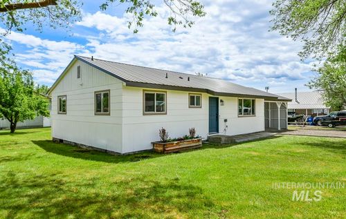 40 N 5th St, Cambridge, ID, 83610-7719 | Card Image