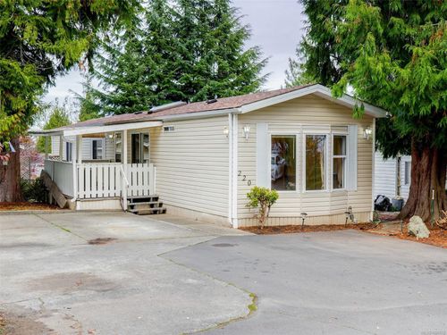 220-2779 Stautw Rd, Saanichton, BC, V8M2C8 | Card Image